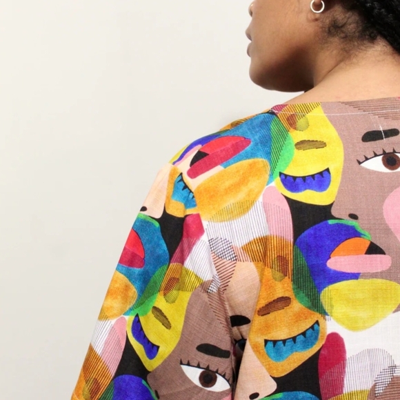 OGE AJIBE‎ M multicoloured abstract faces wearable art Canadian Rayon Picasso - Picture 2 of 16